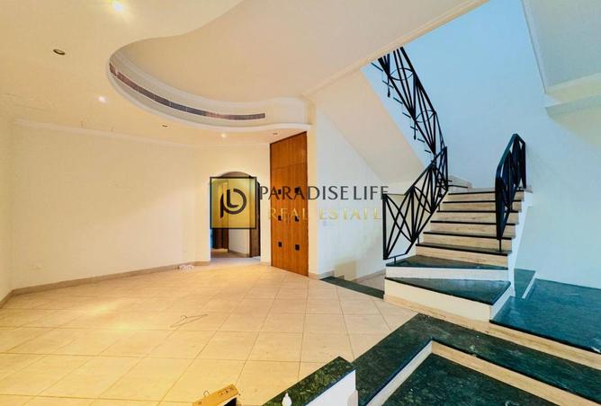 4 BEDROOMS ALL MASTERS MAIDS ROOM SHERED POOL G photo 3