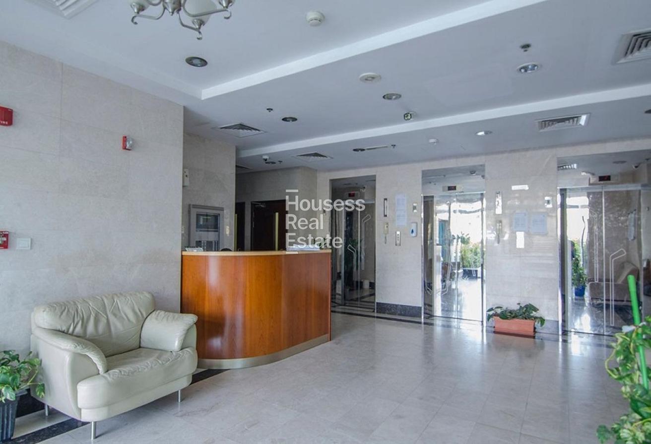 Spacious Studio | Well-Maintained | Flexible Cheques photo 7