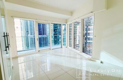 Apartment - 3 Bedrooms - 5 Bathrooms for sale in Damac Heights - Dubai Marina - Dubai