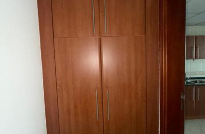 Apartment - 2 - 4 for rent in Al Dana Tower - Al Majaz 3 - Al Majaz - Sharjah