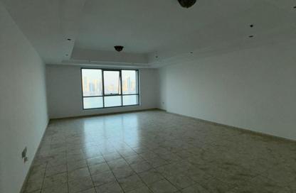 Apartment - 2 - 4 for rent in Al Dana Tower - Al Majaz 3 - Al Majaz - Sharjah