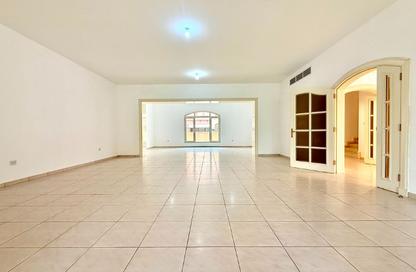 Villa - 5 Bedrooms - 6 Bathrooms for rent in Palm Oasis - Al Mushrif - Abu Dhabi