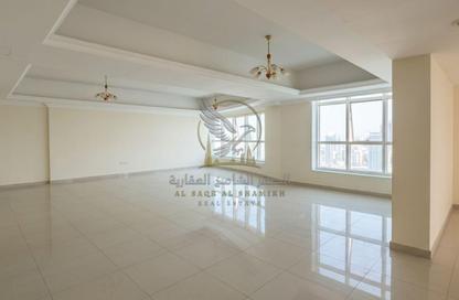 Apartment - 4 - 4 for rent in Al Mamzar - Al Mamzar - Sharjah - Sharjah Apartment - 4 - 4 for rent in Al Mamzar - Al Mamzar - Sharjah - Sharjah