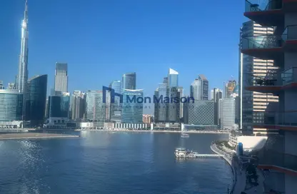 Office Space - Studio - 4 Bathrooms for rent in Business Tower - Business Bay - Dubai