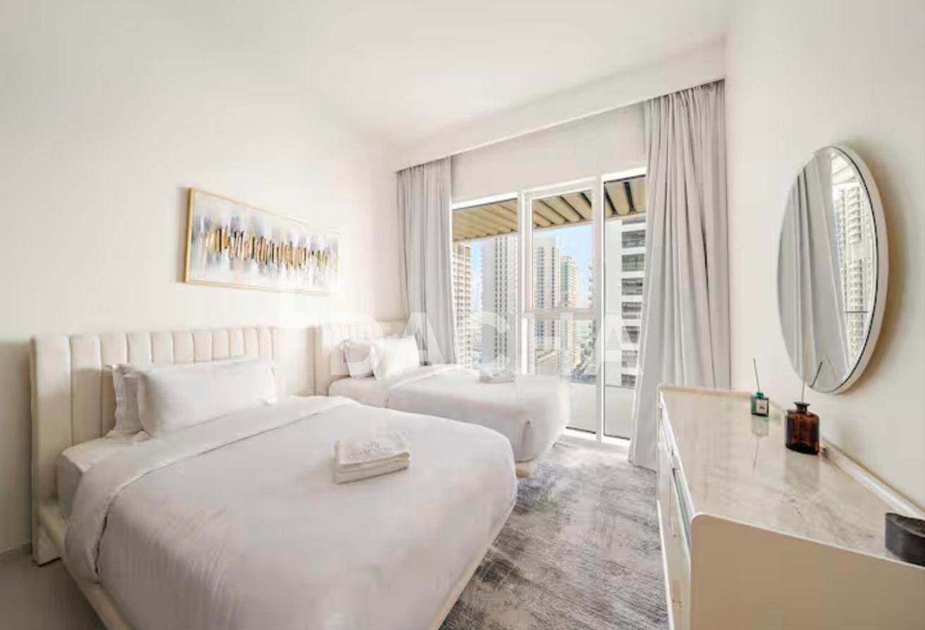 Fully Furnished | Palm Views | Vacant photo 12