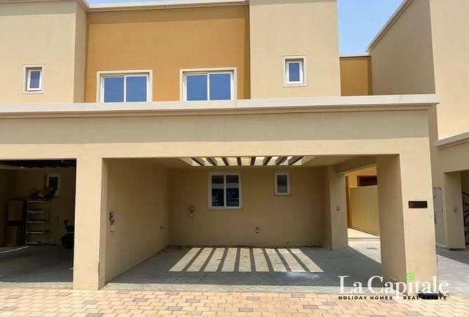 82353235 - Property Image 2