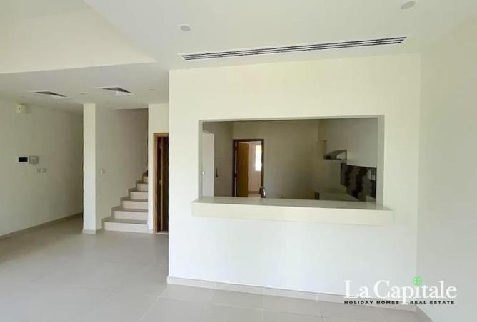 82353235 - Property Image 3