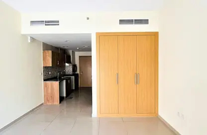 Apartment - Studio - 1 Bathroom for rent in May Residence 3 - May Residence - District 10 - Jumeirah Village Circle - Dubai