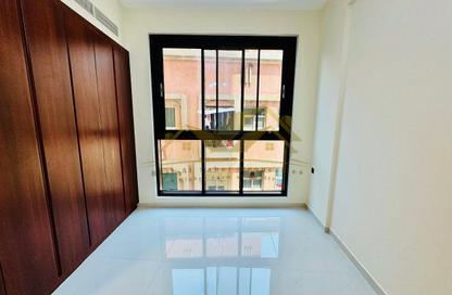 Apartment - Studio - 1 for rent in Al Souk Al Kabeer - Bur Dubai - Dubai