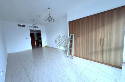 شقة - 1 حمام للايجار في سكاي كورتس تاور F - أبراج سكاي كورتس - مجمع دبي ريزيدنس - دبي لاند - دبي
