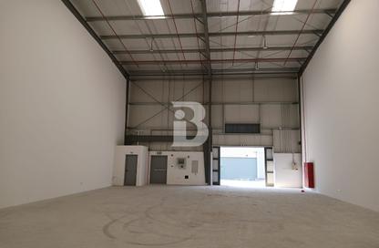 Warehouse - Studio for rent in Al Quoz Industrial Area - Al Quoz - Dubai