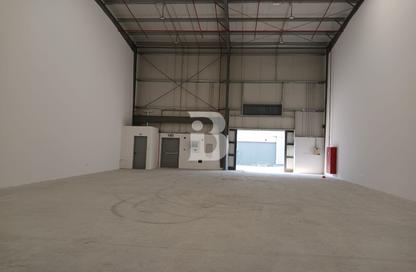 Warehouse - Studio for rent in Al Quoz Industrial Area - Al Quoz - Dubai