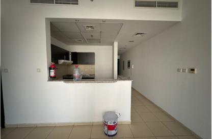 Apartment - 2 Bedrooms - 2 Bathrooms for rent in Mazaya 11 - Queue Point - Liwan - Dubai