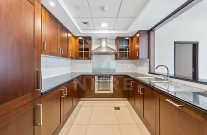 Apartment - 1 Bedroom - 2 Bathrooms for sale in 29 Burj Boulevard Tower 2 - 29 Burj Boulevard - Downtown Dubai - Dubai