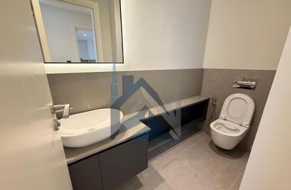 Apartment - 2 Bedrooms - 3 Bathrooms for rent in Vida 2 - Vida Residences - Aljada - Sharjah