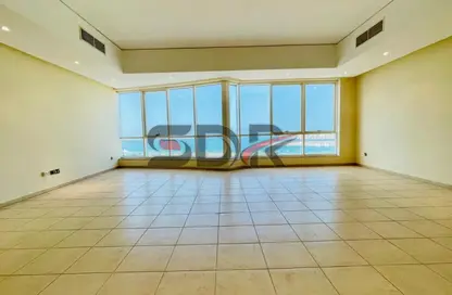 Apartment - 3 Bedrooms - 4 Bathrooms for rent in Mina Tower - Mina Road - Tourist Club Area - Abu Dhabi