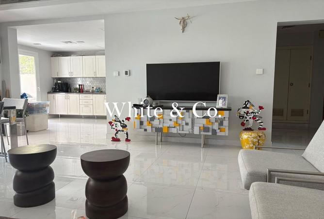 97385589 - Property Main Image