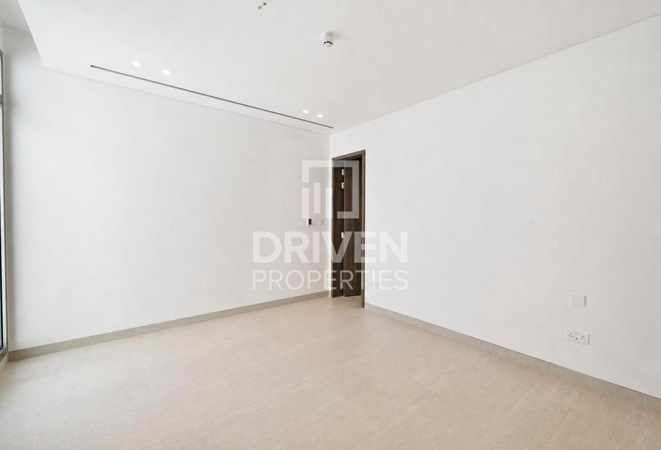 Premium Finishing| Corner Plot with Private Pool photo 17