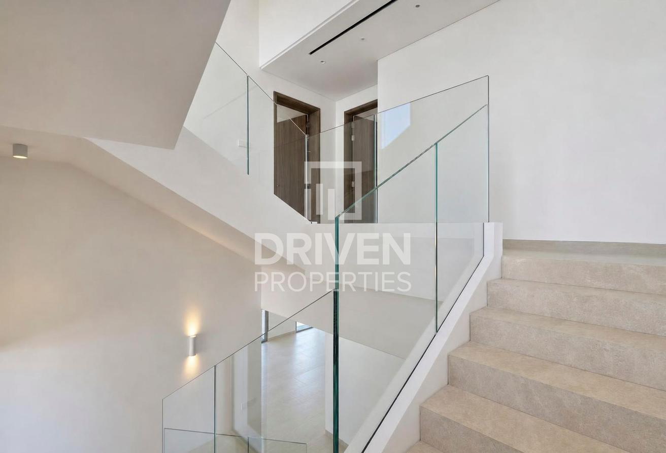 Premium Finishing| Corner Plot with Private Pool photo 7
