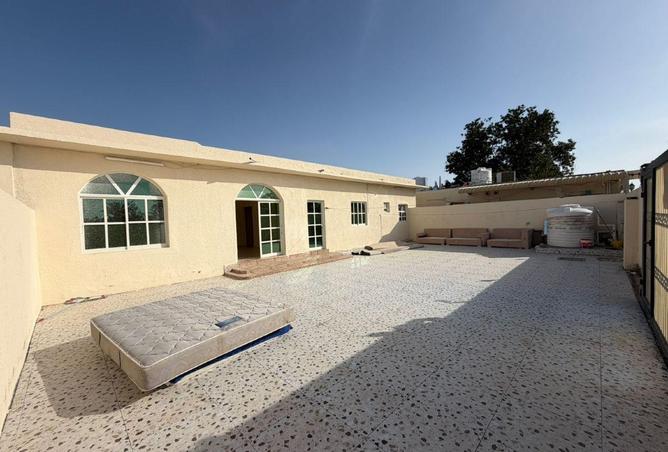 77787195 - Property Image 2