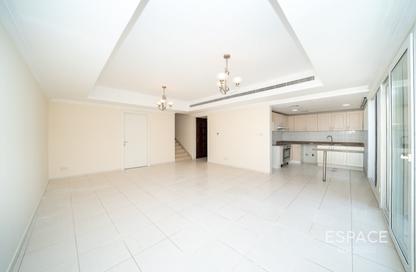 Villa - 3 Bedrooms - 3 Bathrooms for rent in Springs 4 - The Springs - Dubai Villa - 3 Bedrooms - 3 Bathrooms for rent in Springs 4 - The Springs - Dubai