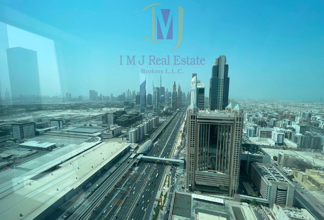 UNFURNISHED | HIGH FLOOR | SHK ZAYED ROAD VIEW photo 11