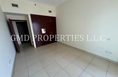 Apartment - 2 - 2 for rent in Bin Hendi Tower - Al Mankhool - Bur Dubai - Dubai