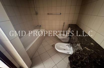 Apartment - 2 - 2 for rent in Bin Hendi Tower - Al Mankhool - Bur Dubai - Dubai