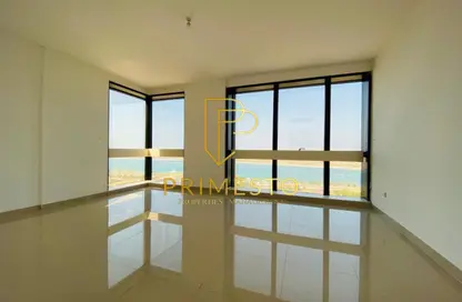 Apartment - 3 Bedrooms - 5 Bathrooms for rent in Lulu Tower A - Lulu Towers - Khalifa Street - Abu Dhabi
