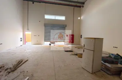 Warehouse - Studio - 1 Bathroom for rent in Al Sajaa S - Al Sajaa - Sharjah