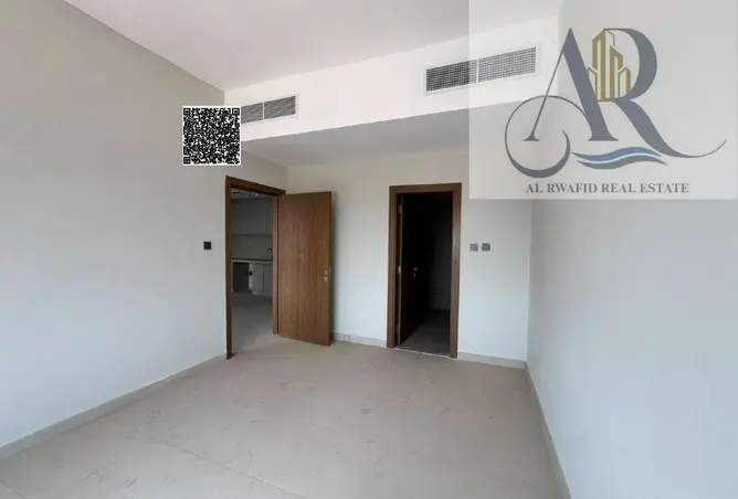 124289393 - Property Image 3