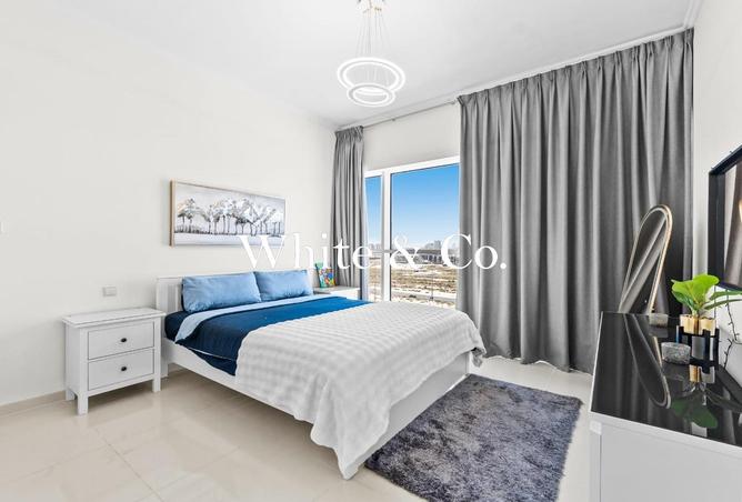 Fully Furnished | Golf Course View | 1BR