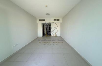 Apartment - 3 Bedrooms - 3 Bathrooms for rent in Al Khan Corniche - Al Khan - Sharjah Apartment - 3 Bedrooms - 3 Bathrooms for rent in Al Khan Corniche - Al Khan - Sharjah