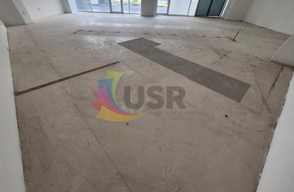 Shop - Studio for rent in Oud Metha - Bur Dubai - Dubai