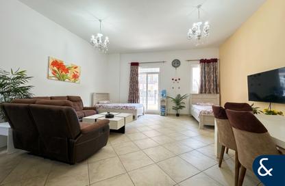 Apartment - 2 Bedrooms - 3 Bathrooms for sale in Shakespeare Circus 3 - Shakespeare Circus - Motor City - Dubai