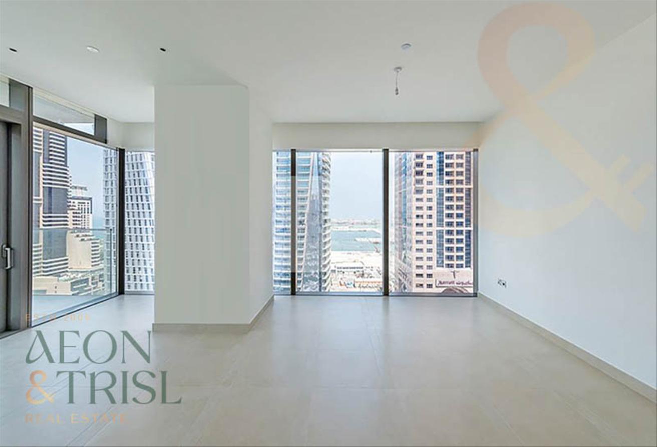 Marina Views | Large Layout | Ready to Move photo 4