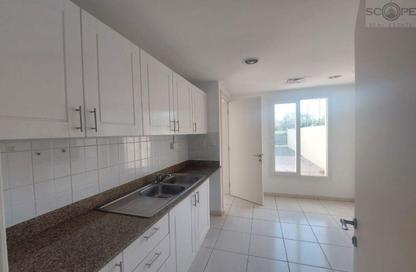 Villa - 3 Bedrooms - 4 Bathrooms for rent in Springs 14 - The Springs - Dubai