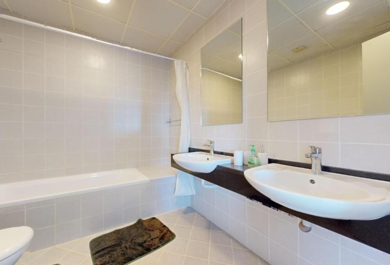 2 bedroom apartment in DEC Tower 1, Dubai Marina: 12