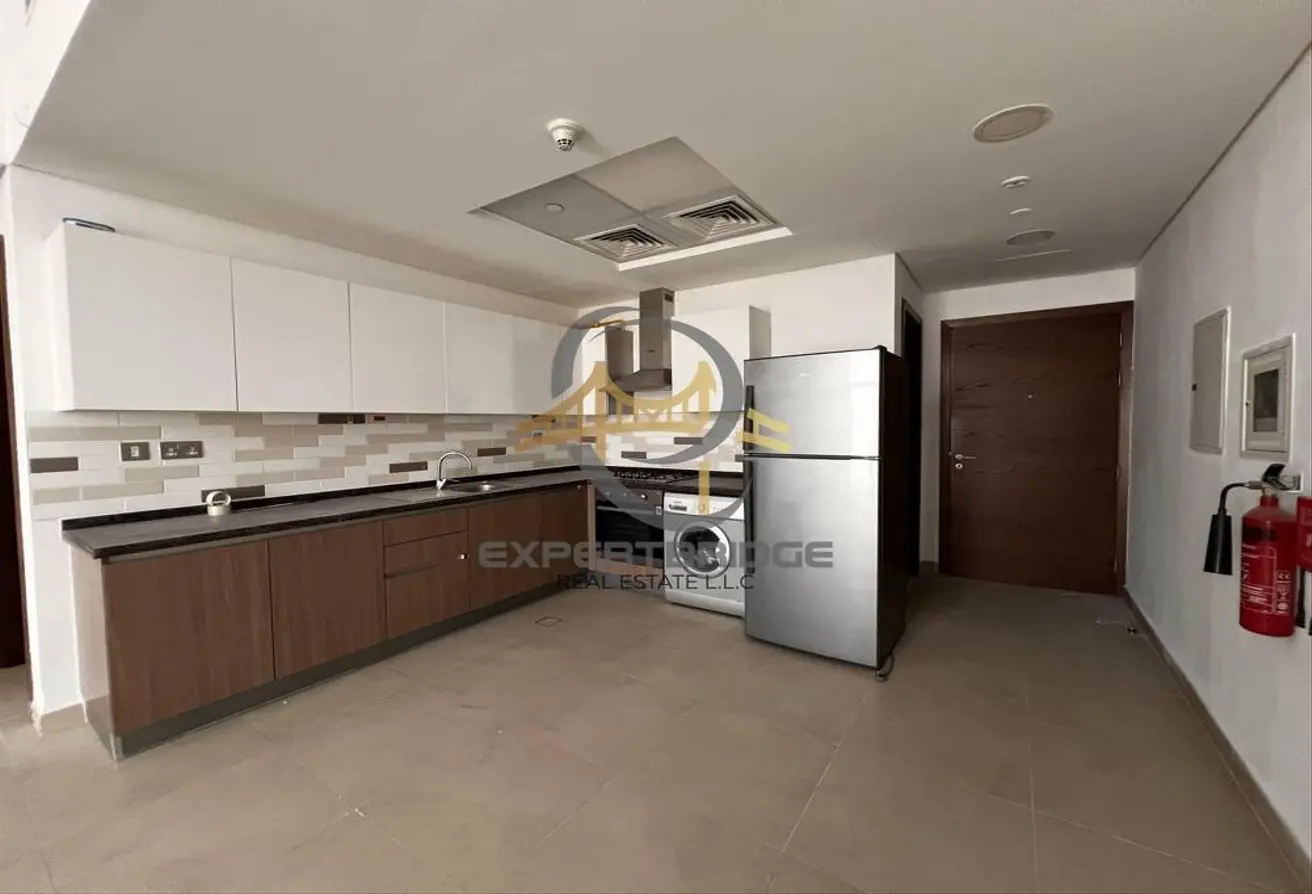 83664324 - Property Main Image