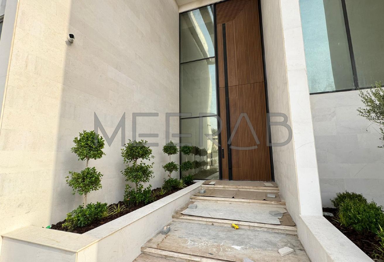 LUXURY LIVING | HIGH QUALITY | MODERN DESIGN VILLA photo 4