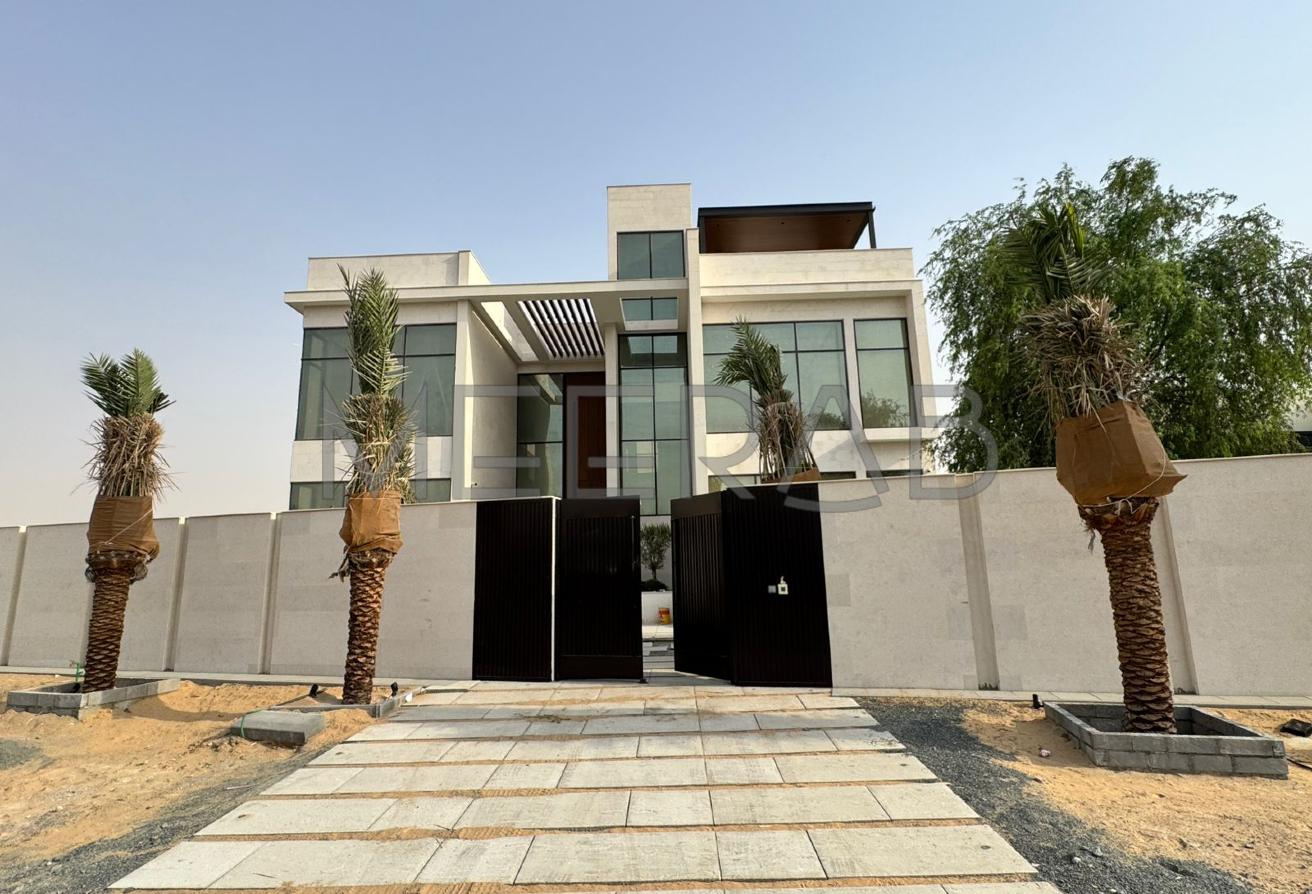 LUXURY LIVING | HIGH QUALITY | MODERN DESIGN VILLA photo 3