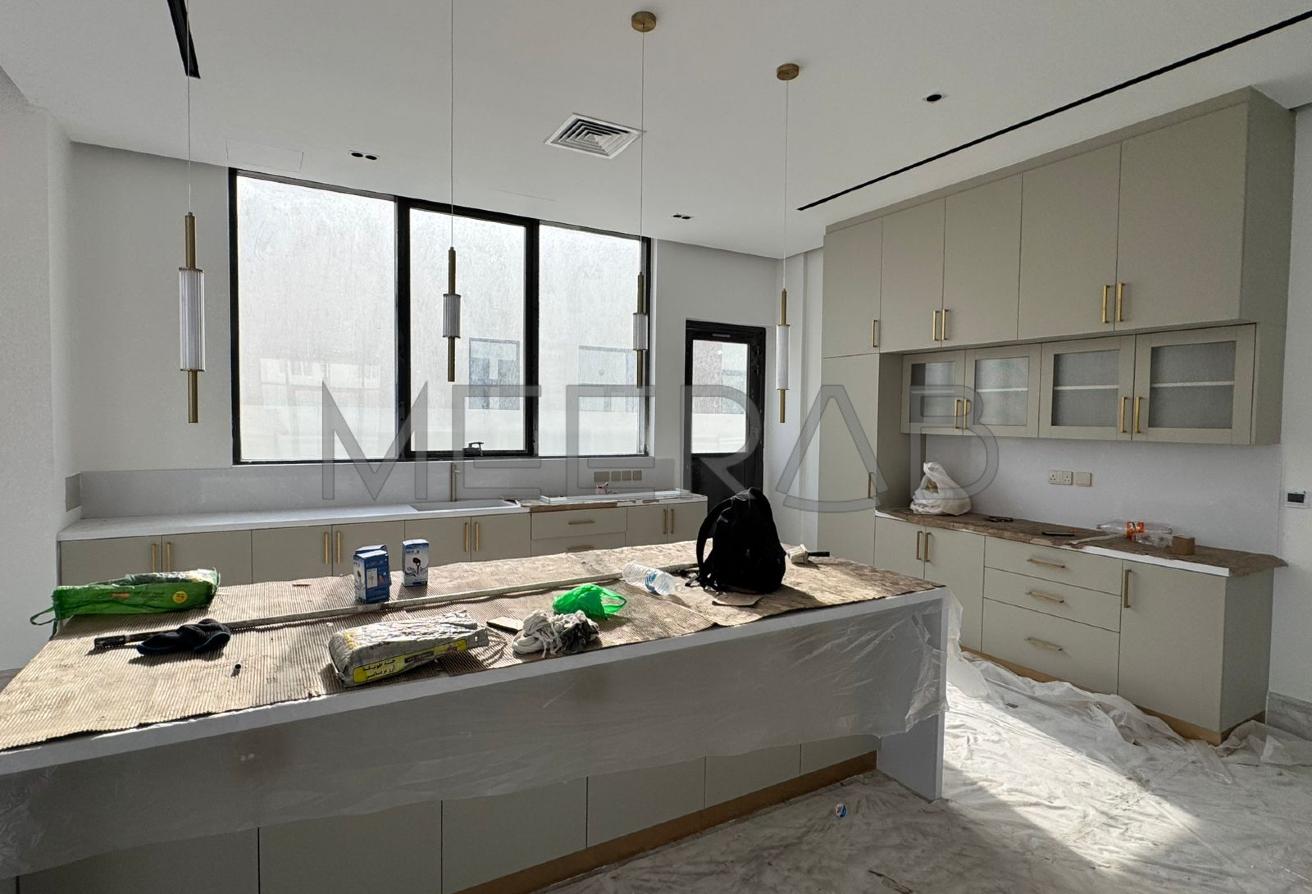 LUXURY LIVING | HIGH QUALITY | MODERN DESIGN VILLA photo 9