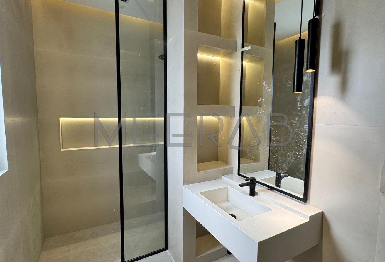 LUXURY LIVING | HIGH QUALITY | MODERN DESIGN VILLA photo 14