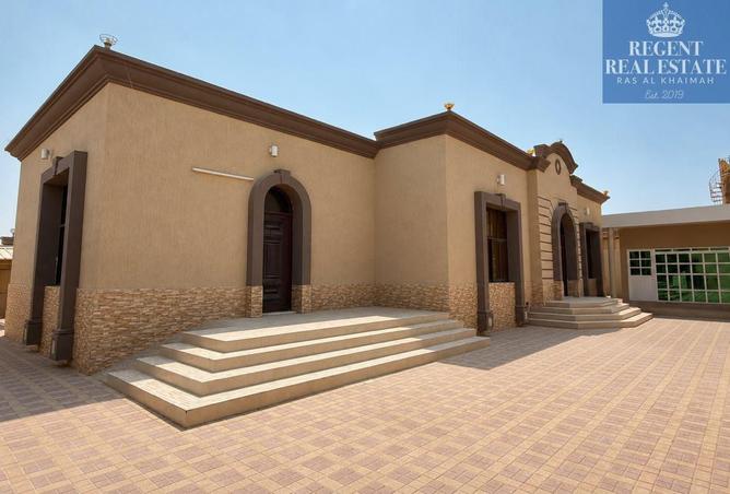 133428650 - Property Main Image