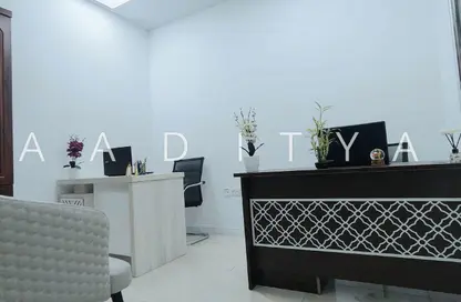 مكتب - غرفة نوم - 1 حمام للايجار في القصيص 2 - منطقة القصيص السكنية - القصيص - دبي