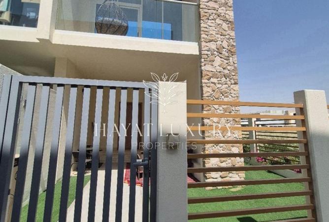 92710306 - Property Image 2