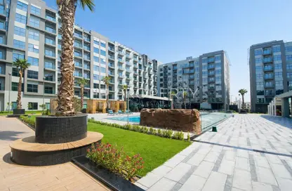 شقة - 2 غرف نوم - 2 حمامات للايجار في لاونز من دانوب بلوك 3 - لاونز لدانوب - المدينة العالمية - دبي