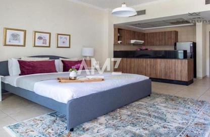 Apartment - Studio - 1 Bathroom for rent in Burj Al Nujoom - Downtown Dubai - Dubai