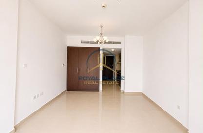 Apartment - Studio - 1 Bathroom for rent in Roxana Residence B - Roxana Residences - District 12 - Jumeirah Village Circle - Dubai
