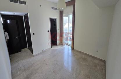 Apartment - 3 Bedrooms - 4 Bathrooms for sale in KG Tower - Dubai Marina - Dubai